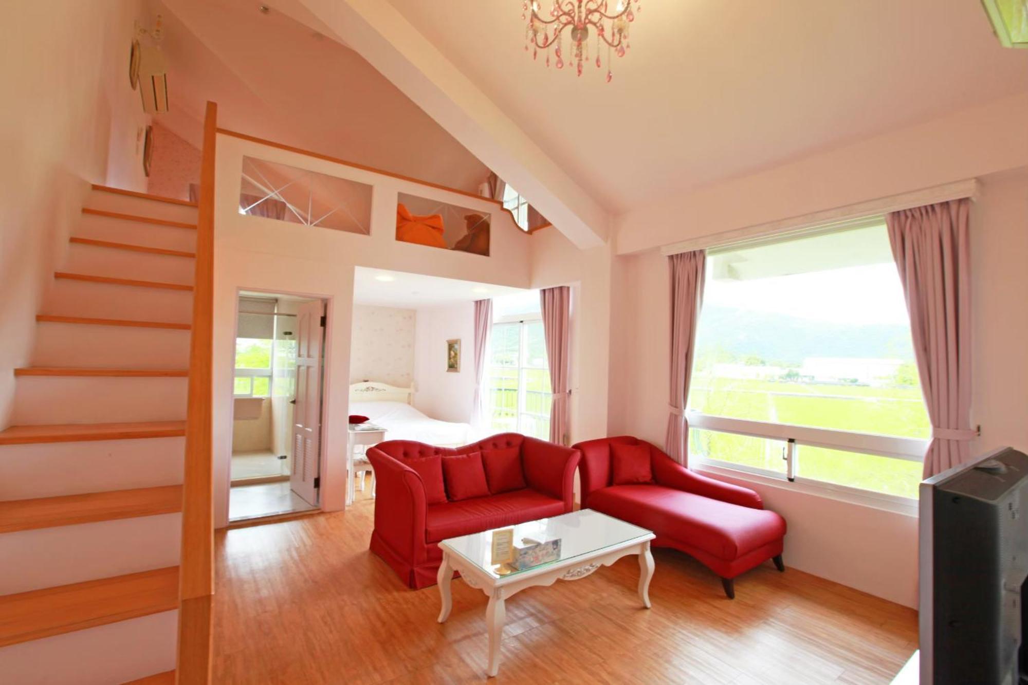 Sigma Castle Apartment Yilan Exterior photo