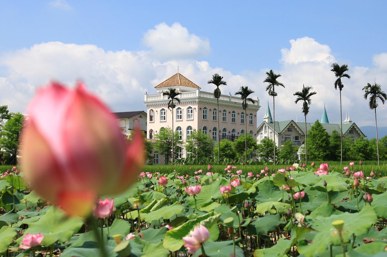 Sigma Castle Apartment Yilan Exterior photo